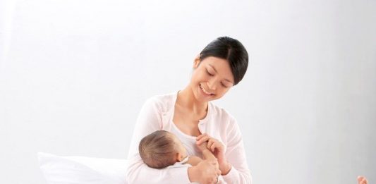 Dinh dưỡng ở phụ nữ có thai và cho con bú