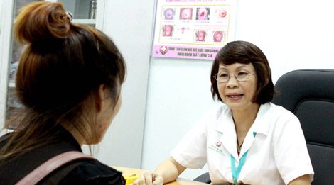 Khai thác tiền sử của trẻ chưa thành niên