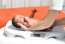 Chăm sóc trẻ bệnh hoặc trẻ sơ sinh nhẹ cân